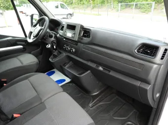 Renault Master skrzynia plandeka 10 palet 165KM 685463 - konsola