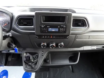 Renault Master skrzynia plandeka 10 palet 165KM 980587 - konsola