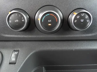Renault Master skrzynia plandeka 10 palet 165KM 363682 - lewarek