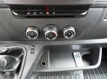 Renault Master skrzynia plandeka 10 palet 165KM 425023 - lewarek