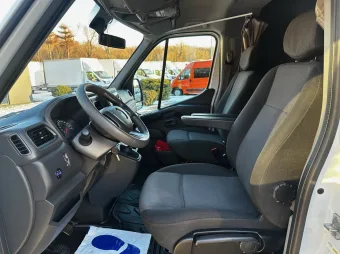 Renault Master skrzynia plandeka 9 palet 165KM 541688 - licznik