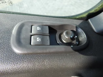 Renault Master skrzynia plandeka 8 palet 170KM 613631 - licznik