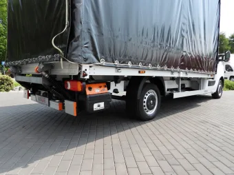 Renault Master skrzynia plandeka 10 palet 165KM 940813 - licznik