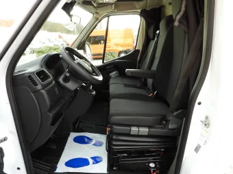 Renault Master skrzynia plandeka 10 palet 165KM 980587 - licznik