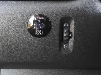 Renault Master skrzynia plandeka 10 palet 165KM 045764 - navi