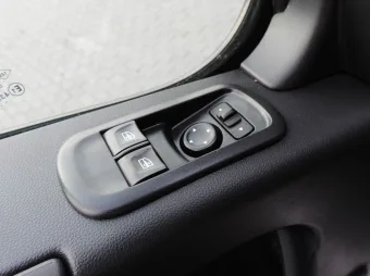 Renault Master skrzynia plandeka 10 palet 165KM 104473 - navi