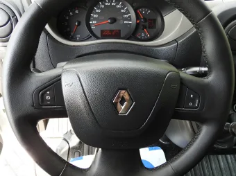 Renault Master skrzynia plandeka 8 palet 170KM 613631 - navi