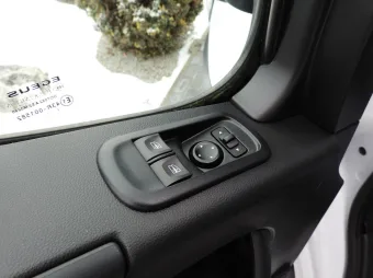 Renault Master skrzynia plandeka 10 palet 165KM 941360 - navi