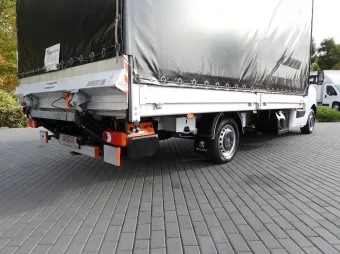 Renault Master skrzynia plandeka 10 palet 165KM 236577 - panel