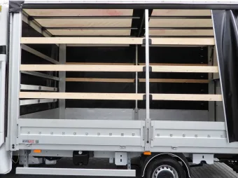 Renault Master skrzynia plandeka 9 palet 165KM 363881 - panel