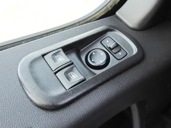Renault Master skrzynia plandeka 10 palet 165KM 583857 - panel