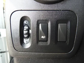 Renault Master skrzynia plandeka 8 palet 170KM 613631 - panel