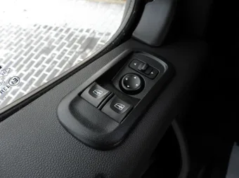 Renault Master skrzynia plandeka 10 palet 165KM 980587 - panel