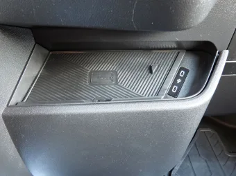 Renault Master skrzynia plandeka 10 palet 170KM 081555 - pasazer