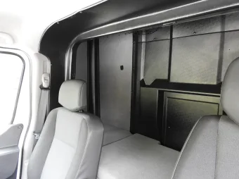 Renault Master skrzynia plandeka 10 palet 165KM 527917 - podsufitka