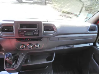 Renault Master skrzynia plandeka 10 palet 165KM 594417 - podsufitka