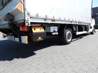 Renault Master skrzynia plandeka 9 palet 165KM 941311 - podwozie