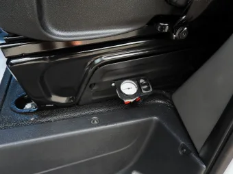 Renault Master skrzynia plandeka 10 palet 165KM 130368 - radio