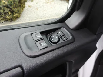 Renault Master skrzynia plandeka 10 palet 165KM 162171 - radio