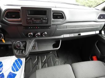 Renault Master skrzynia plandeka 10 palet 165KM 276004 - radio