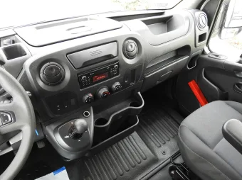 Renault Master skrzynia plandeka 10 palet 170KM 337511 - radio