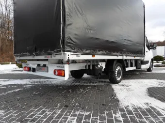 Renault Master skrzynia plandeka 9 palet 165KM 541688 - radio
