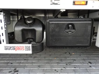 Renault Master skrzynia plandeka 10 palet 165KM 549550 - radio