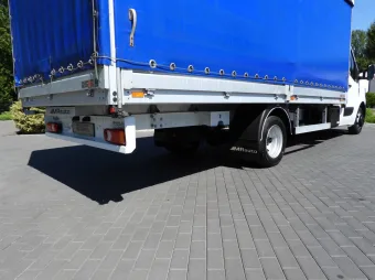 Renault Master skrzynia plandeka 10 palet 165KM 560534 - radio