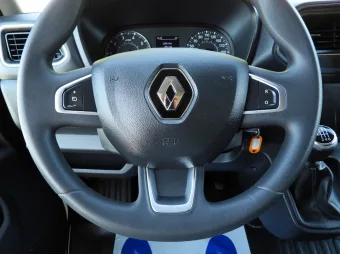Renault Master skrzynia plandeka 10 palet 165KM 685432 - radio