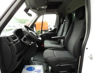 Renault Master skrzynia plandeka 10 palet 165KM 799364 - radio