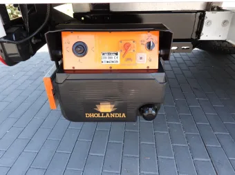 Renault Master skrzynia plandeka 9 palet 165KM 941311 - radio