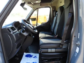 Renault Master skrzynia plandeka 10 palet 165KM 958825 - radio