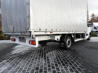 Renault Master skrzynia plandeka 10 palet 165KM 980587 - radio