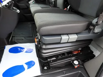 Renault Master skrzynia plandeka 10 palet 165KM 980587 - radio