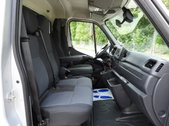 Renault Master skrzynia plandeka 10 palet 165KM 071422 - schowki