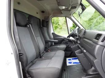 Renault Master skrzynia plandeka 10 palet 165KM 128523 - schowki