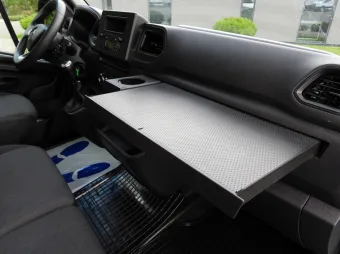 Renault Master skrzynia plandeka 10 palet 165KM 332440 - schowki
