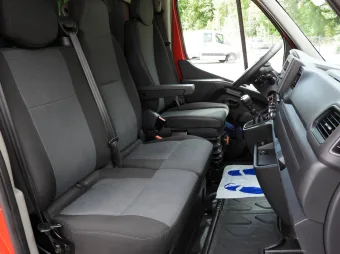 Renault Master skrzynia plandeka 10 palet 165KM 363682 - schowki