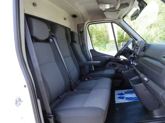Renault Master skrzynia plandeka 10 palet 165KM 540793 - schowki