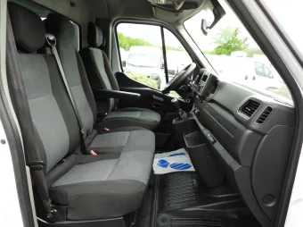 Renault Master skrzynia plandeka 10 palet 165KM 755185 - schowki