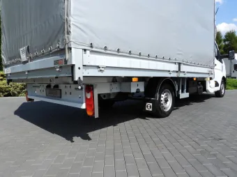 Renault Master skrzynia plandeka 10 palet 170KM 081555 - siedzenia