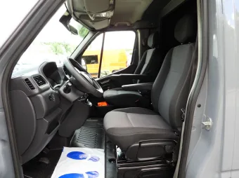 Renault Master skrzynia plandeka 10 palet 165KM 363249 - siedzenia