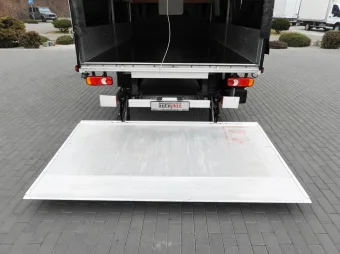 Renault Master skrzynia plandeka 9 palet 165KM 755938 - siedzenia