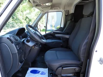 Renault Master skrzynia plandeka 8 palet 170KM 893694 - siedzenia