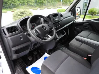 Renault Master skrzynia plandeka 8 palet 145KM 011816 - srodek