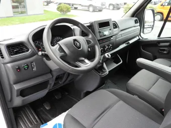 Renault Master skrzynia plandeka 10 palet 165KM 027648 - srodek