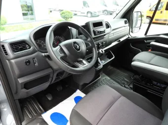 Renault Master skrzynia plandeka 10 palet 165KM 363249 - srodek