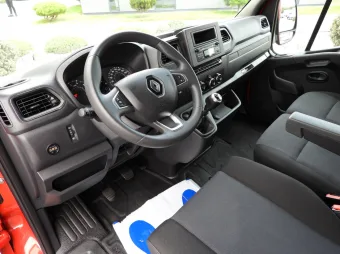 Renault Master skrzynia plandeka 10 palet 165KM 363682 - srodek