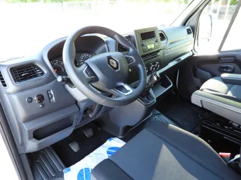 Renault Master skrzynia plandeka 10 palet 165KM 414028 - srodek