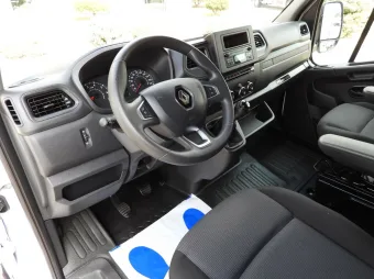 Renault Master skrzynia plandeka 10 palet 165KM 553225 - srodek